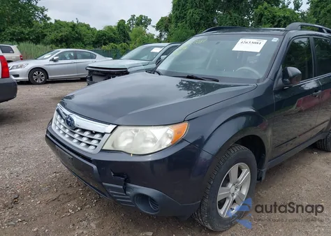 2011 Subaru Forester 2.5X z USA, uszkodzony, nr VIN JF2SHABCXBH770551